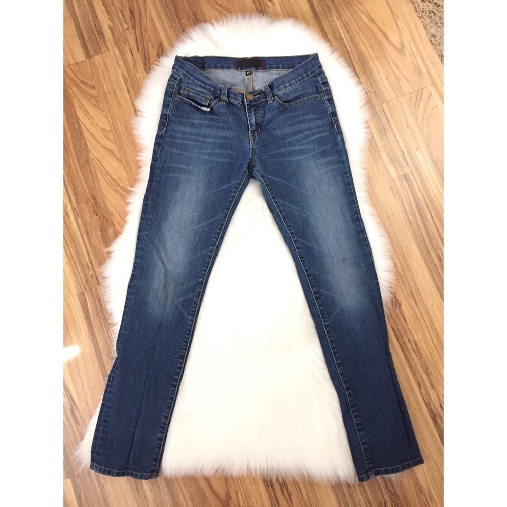 BDG skinny denim jeans size 27